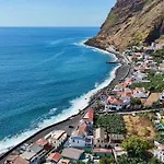 Ribeira House- Ideal For Relax & Remote Work * Паул-ду-Мар